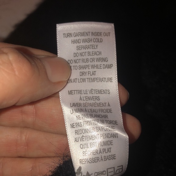 Beautiful long fuzzy sweater - Picture 3 of 3